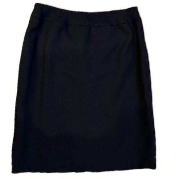 Tahari ASL Crimson Red and Black 2-Piece Belted Skirt Suit - Picture 5 of 9